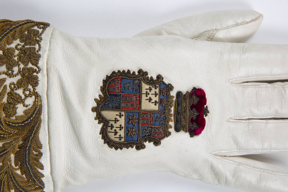 George Vi coronation glove