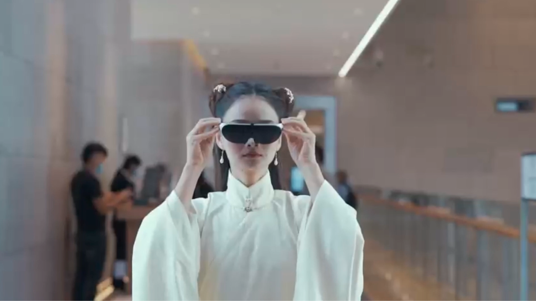 Fliggy is partnering with European museums on Artificial Reality glasses to bring a new dimension to exhibits. Photo Credit: Alibaba Group