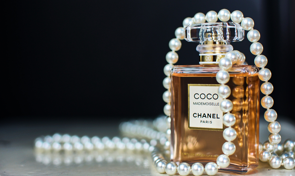 CHANEL Luxury Beauty