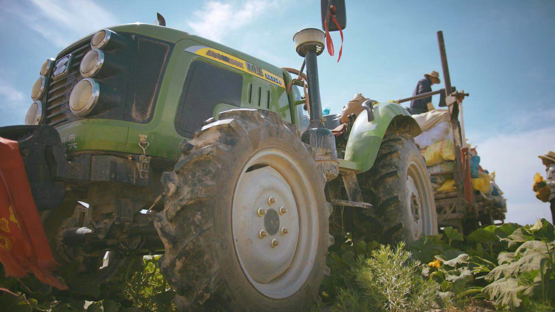Farming tractor Jutudi_07222019